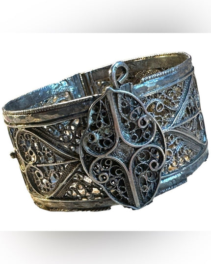 Antique filagree 800 silver late 1800s heart flower Tunisian bangle bracelet