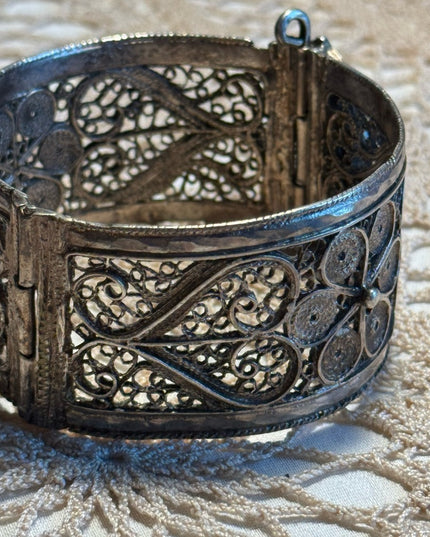 Antique filagree 800 silver late 1800s heart flower Tunisian bangle bracelet