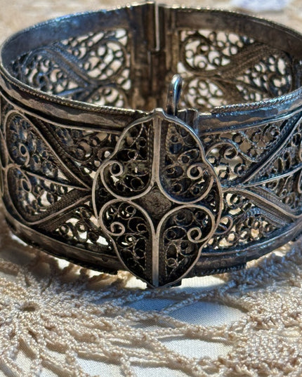 Antique filagree 800 silver late 1800s heart flower Tunisian bangle bracelet