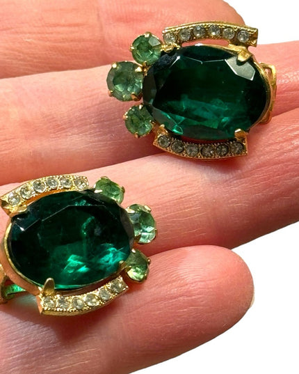 Vintage lovely green crystal glass gold finish clip on earrings 1950s