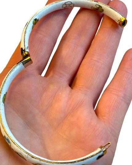 Vintage Cloissone bangle White enamel flowers