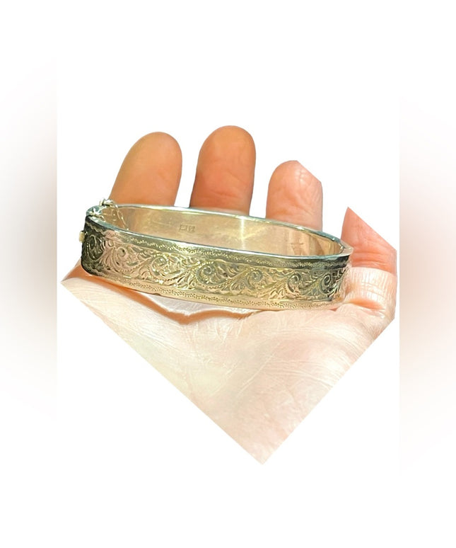Antique Sterling silver 925 Victorian etched bangle JG LTD Euro markings lion