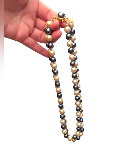 JOAN RIVERS VINTAGE CREAMY & TAHESIAN COLOURFUL DOUBLE STRAND GLASS PEARLS