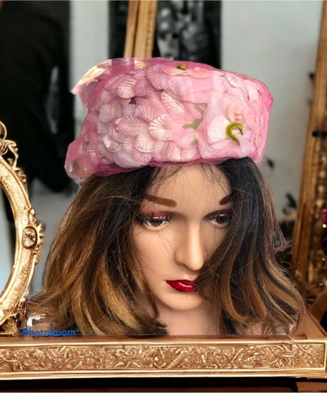Vintage 1960s Flower hat pink sz small PILL BOX