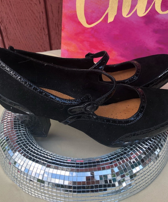 NWOT Clarks Suede patent leather suede heels oxfords