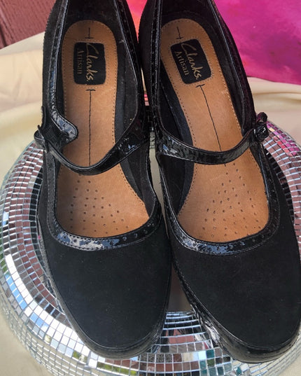 NWOT Clarks Suede patent leather suede heels oxfords