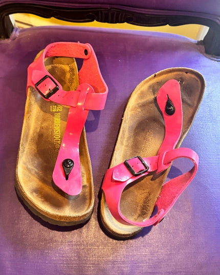 Birkenstock Rare Kairo Pink Fuscia T-Strap Thong Sandals