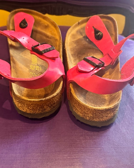 Birkenstock Rare Kairo Pink Fuscia T-Strap Thong Sandals