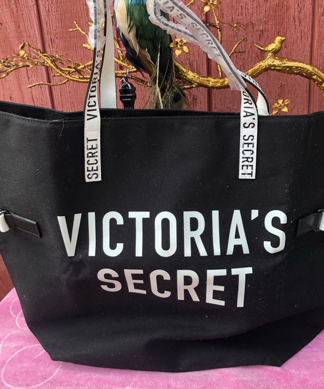 NWT Victoria Secret bag tote Black & white