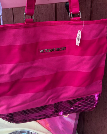 - 💗 SALE 💗 NWT Victorias Secret Pink sequin …