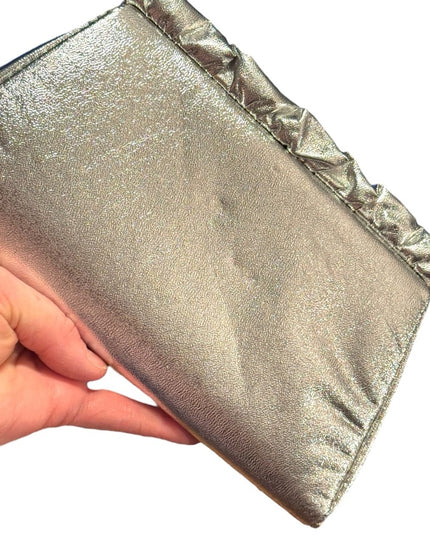 Elegant Vintage Silver Metalic Clutch Wristlet Party