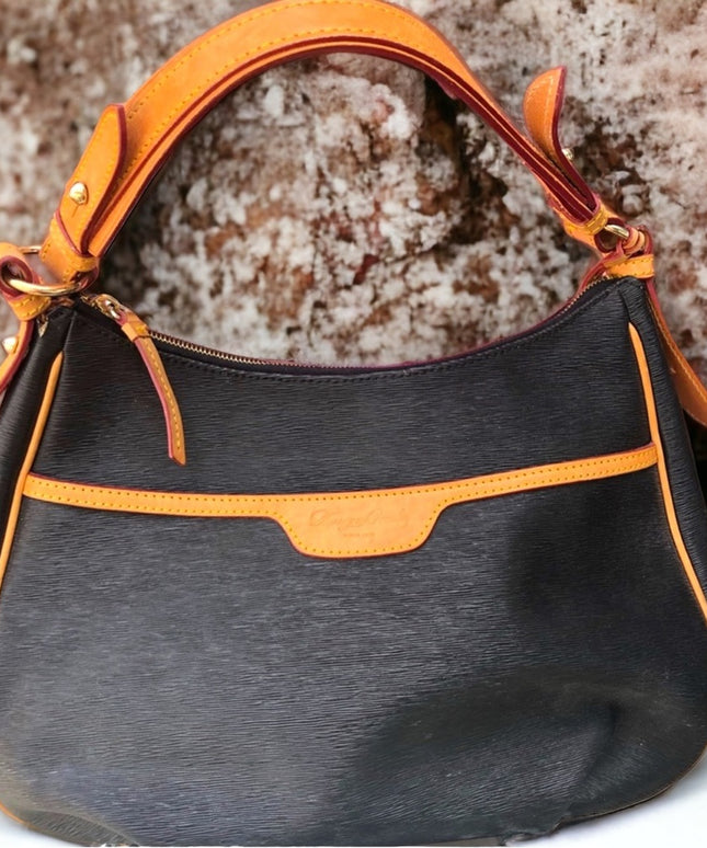 Dooney Bourke Well loved shoulder bag
