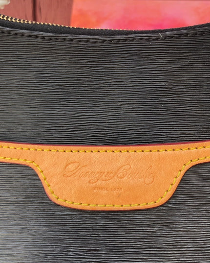 Dooney Bourke Well loved shoulder bag