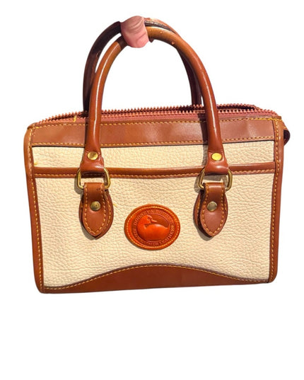Elegant Vintage 1980s Dooney & Bourke  Tan Leather Purse Cream